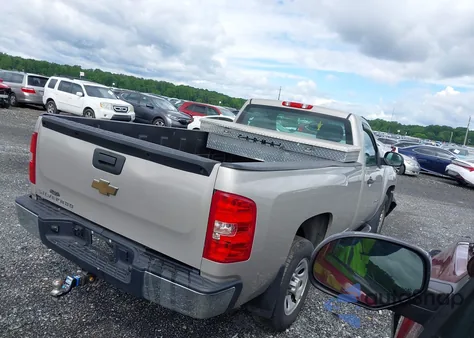 2007 Chevrolet Silverado 1500 Work Truck from USA, damaged, VIN 1GCEC14C57E548063